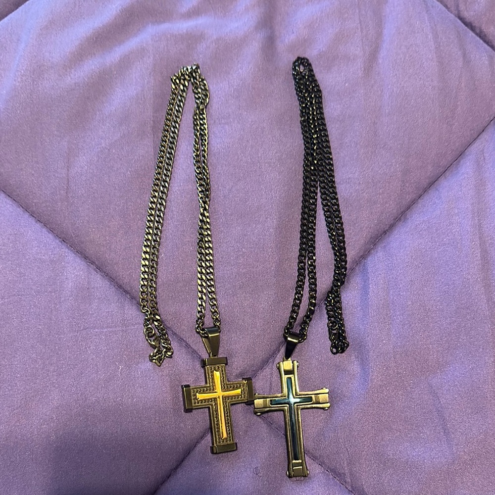 Stylish Cross Pendant Necklace Set